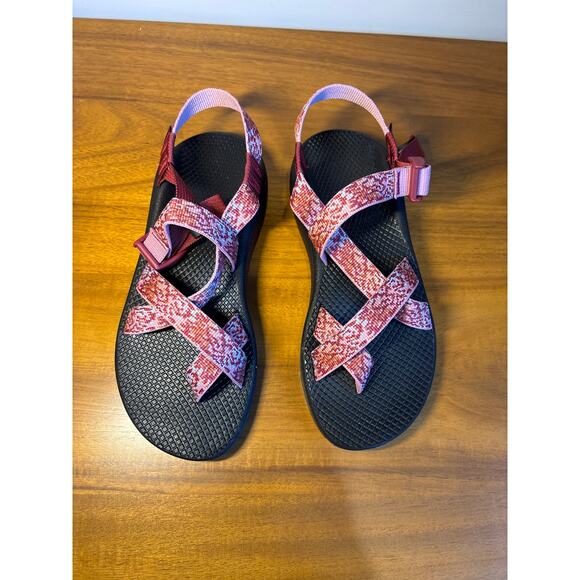 Chaco ZCloud 2 women’s sandal size 8, pink and red straps - Picture 2 of 7
